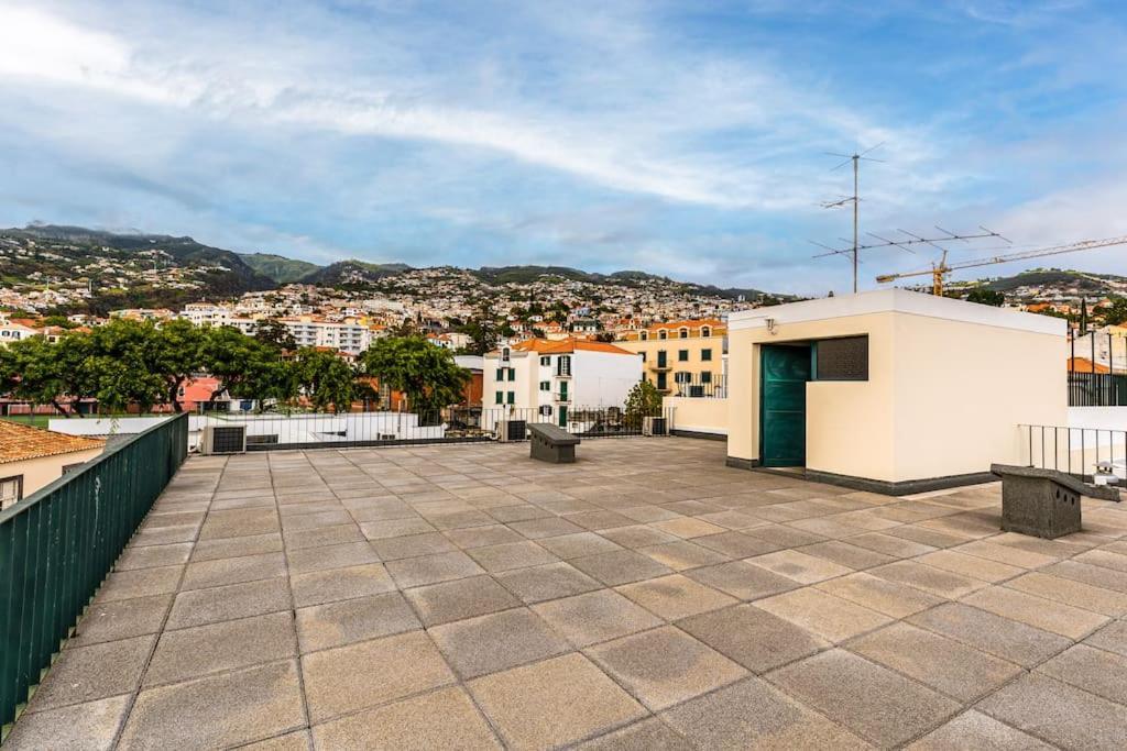Enjoy The Center At Fully Equipped 2 Bedroom 5 Min Walk To & Market *